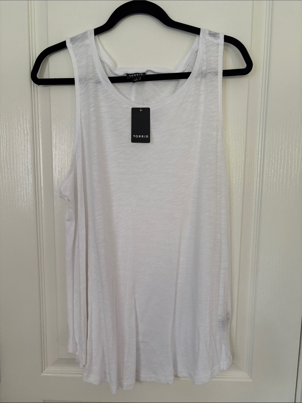 torrid White Scoop Neck Tank Top Womens 1X Sheer Sleeveless Shirt NWT